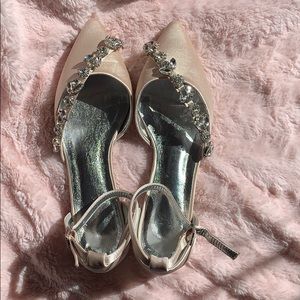 Wedding Flats NWOT.